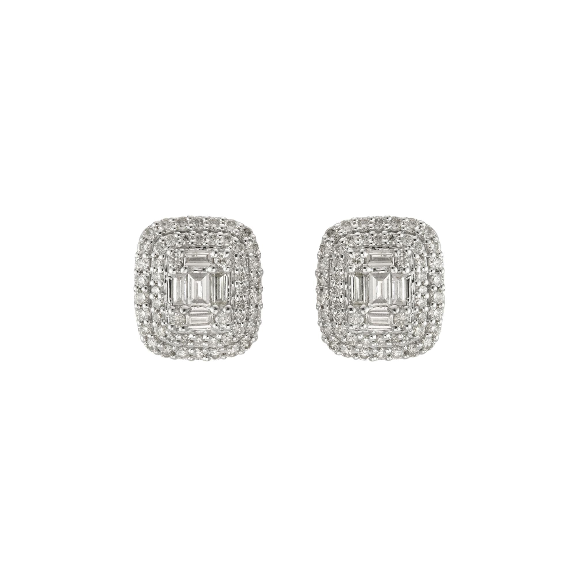Double Halo Stud Earrings with 0.15tw of Diamonds in Sterling Silver (Diamond)