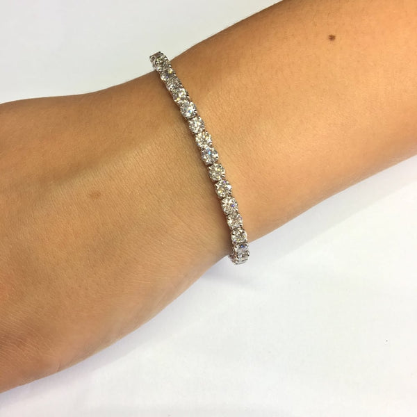 Finnies The Jewellers 18ct White Gold Diamond Claw Set Line Bracelet 10.60ct Total