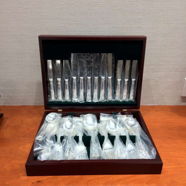 Finnies The Jewellers 44 Piece Silver Plated Kings Pattern Cutlery Set & Canteen
